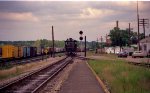 CSX 1950 at the signal, outside the yard office